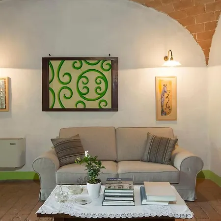 Angelini 14&7, Emma فيلة *